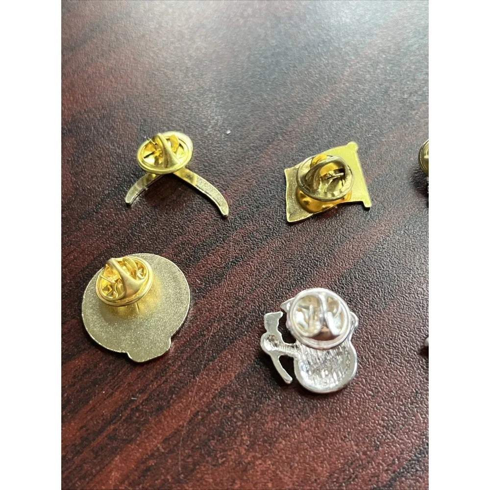 Lot Of 10 Random Mixed Lapel Hat‎ Pins A3
